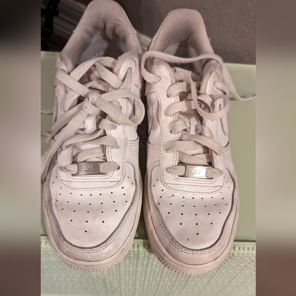 Nike Air Force 1 youth size 4
